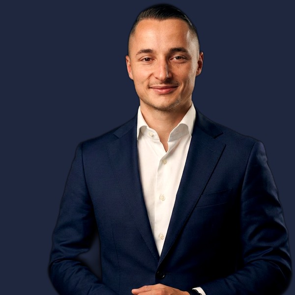 Tom im Gespräch